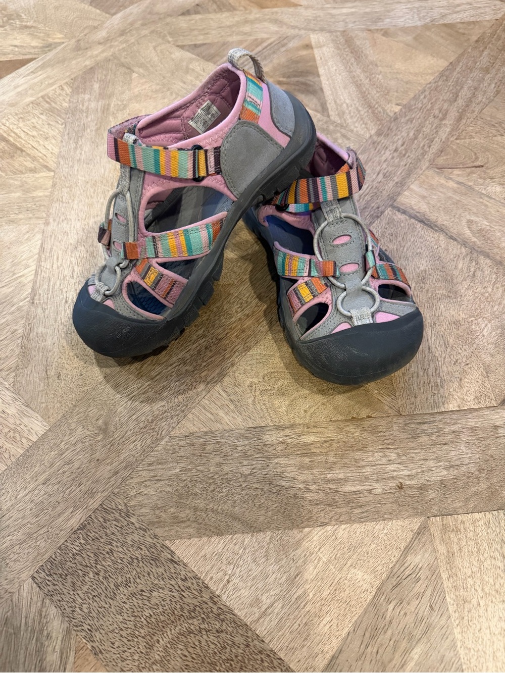 KEEN Kid’s Newport H2 Sandals in Lilac/Raya Stripe, size 2, Very gently used - Picture 4 of 7